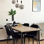 Rodzinne Szyndzielnia - 2 Sypialnie&balkon&góry&parking * Bielsko-Biala