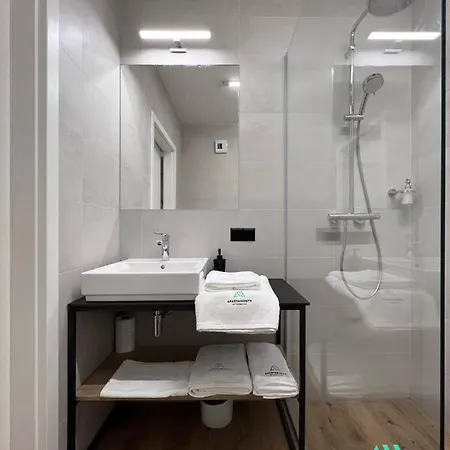 Rodzinne Szyndzielnia - 2 Sypialnie&balkon&góry&parking Apartamento