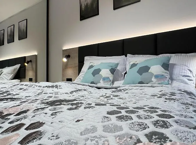 Szyndzielnia Rodzinne - 2 Sypialnie & Balkon & Gory & Parking - Twoja Baza Wypadowa Na Szlaki I W Gory - Family Space & Base *