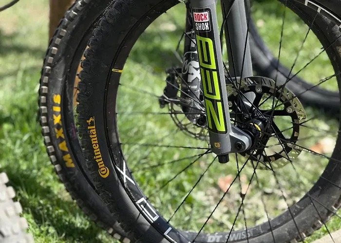 Szyndzielnia Rodzinne - 2 Sypialnie & Balkon & Gory & Parking - Twoja Baza Wypadowa Na Szlaki I W Gory - Family Space & Base דירה ביילסקו-ביאלה